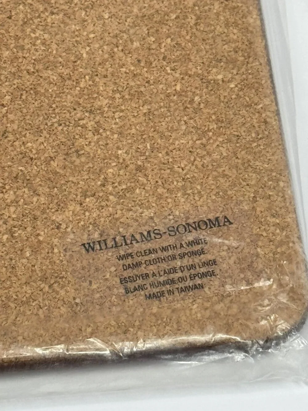 Williams Sonoma Christmas Santa Placemat Cork-Backed Festive Tree & Gifts Design